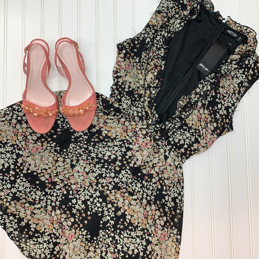 Nasty Gal pretty floral frill detail tea dress 4